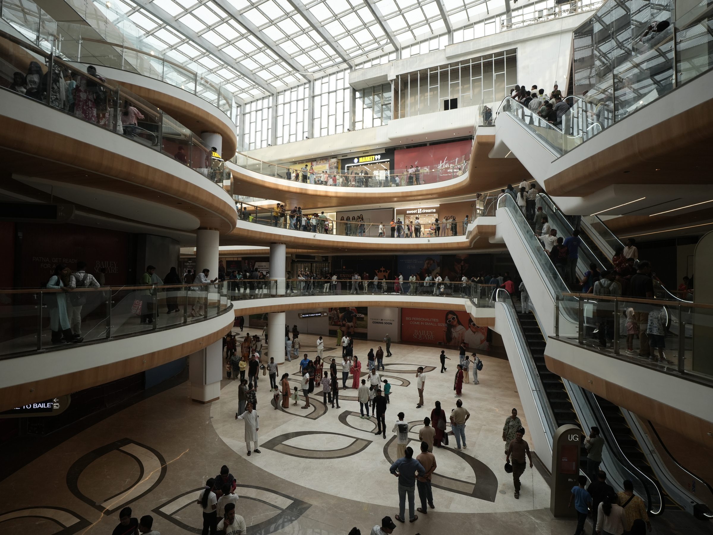 The central atrium at Bailey Square, Patna