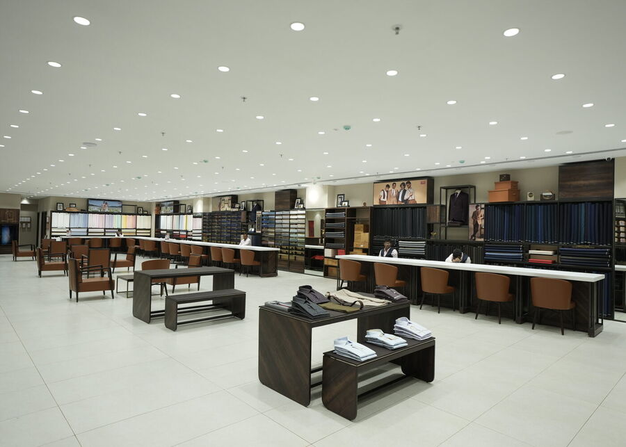 The Raymond Shop at Bailey Square, Patna